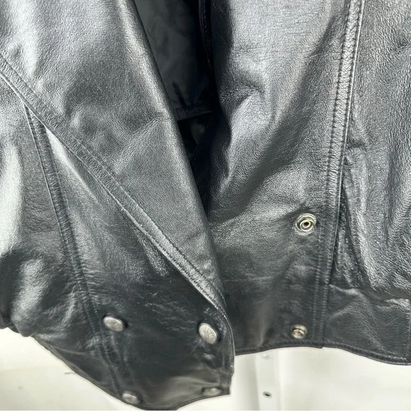 Vintage 80s Wilsons Womens Black Leather Batwing Bomber Jacket Embossed Sz XL - Picture 3 of 10